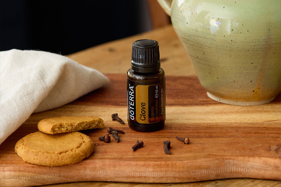 doTERRA Karanfilić (Clove) eterično ulje 15 ml — besplatan proizvod meseca za oktobar 2026